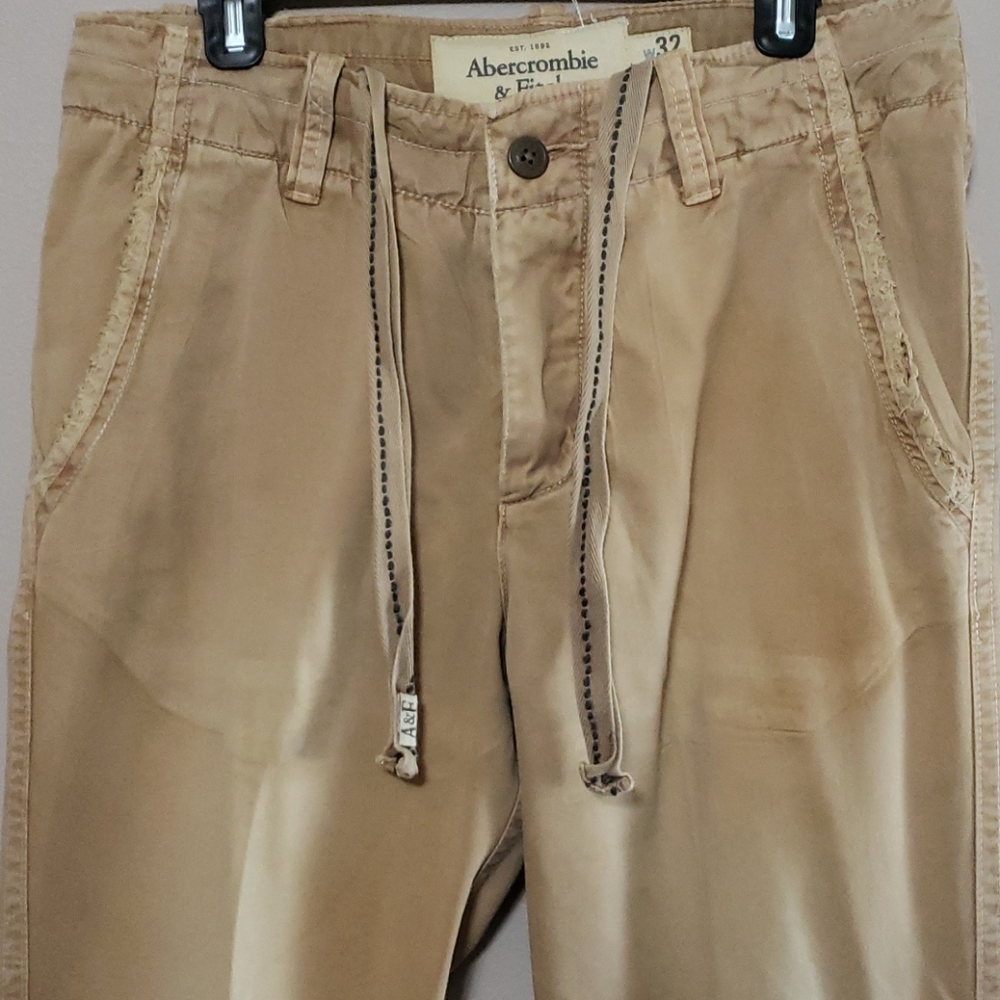 A&F men's khaki pants